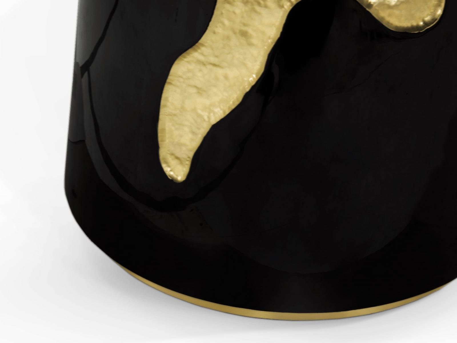 Round wooden dining table | Empire by Boca Do Lobo