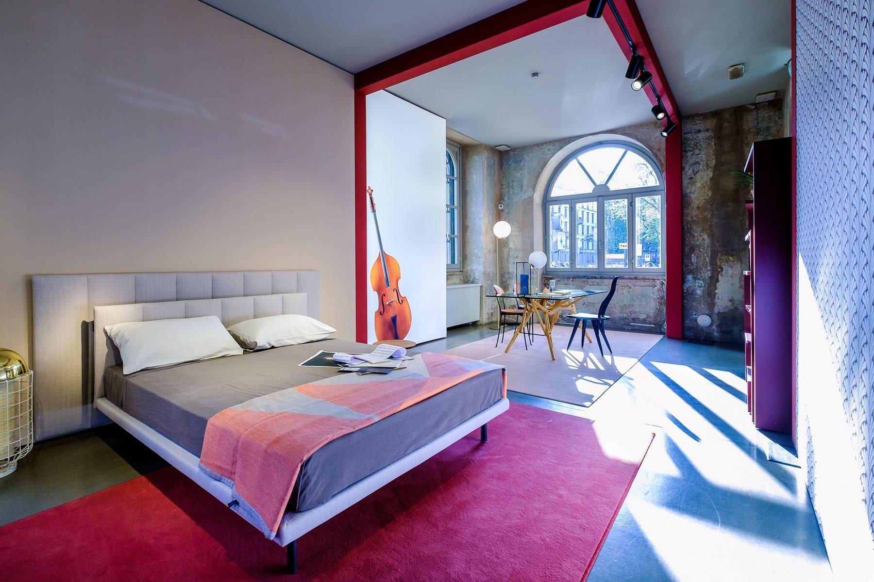 Fabric or leather double bed with upholstered headboard | Grangala by Zanotta