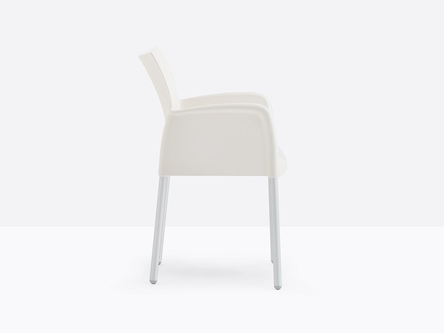 Polypropylene chair with armrests | Ice 850 by Pedrali