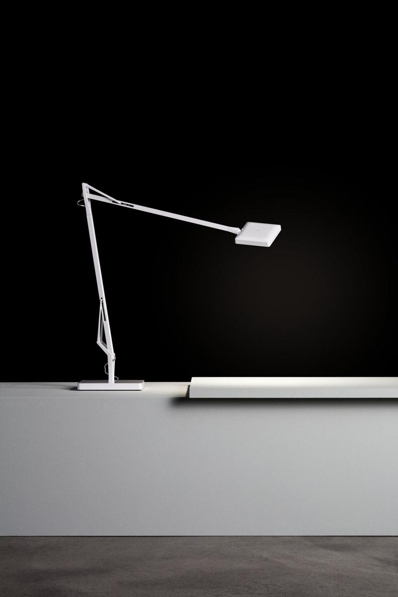 LED direct light aluminium table lamp | Kelvin Edge by Flos