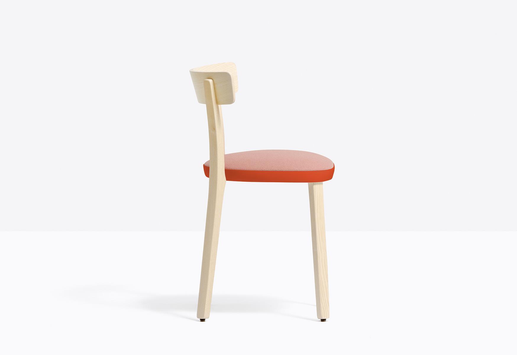 Ash chair with integrated cushion | Folk 2940 by Pedrali