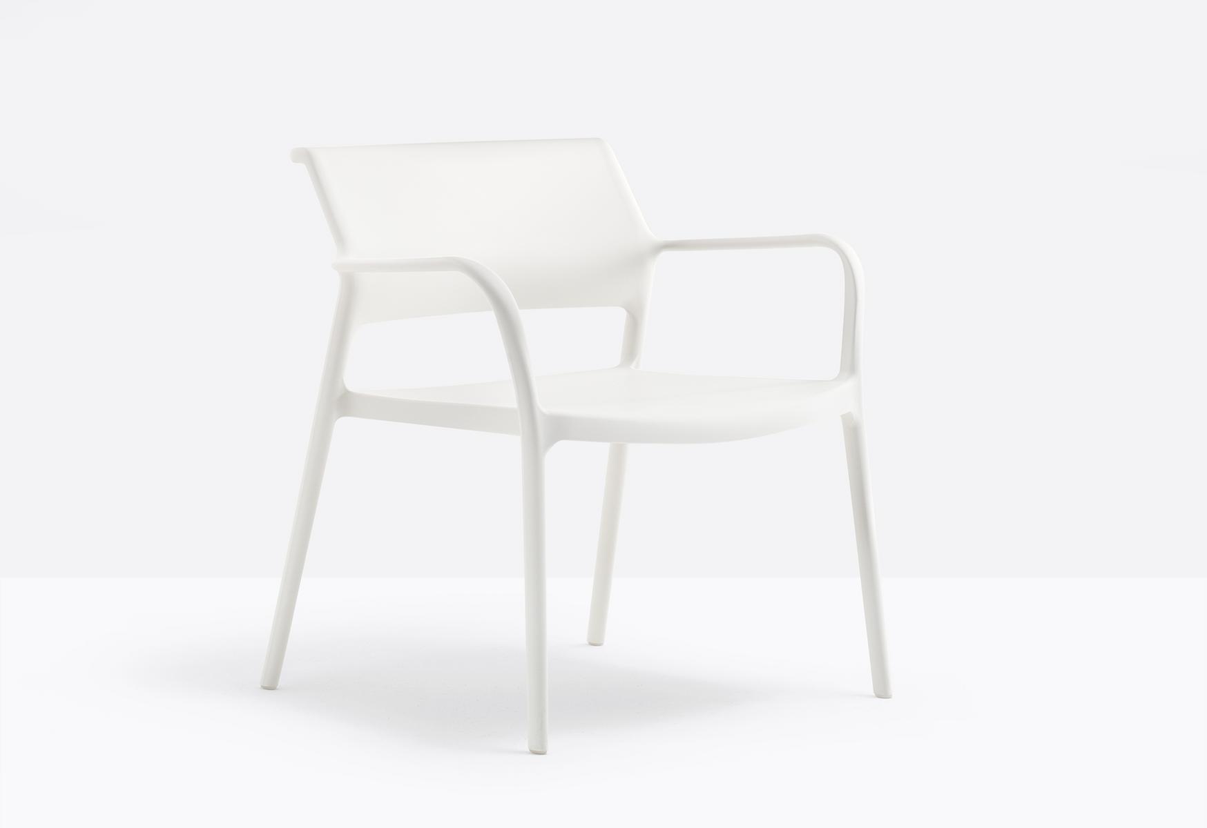 Stackable polypropylene easy chair with armrests | Ara 316 by Pedrali