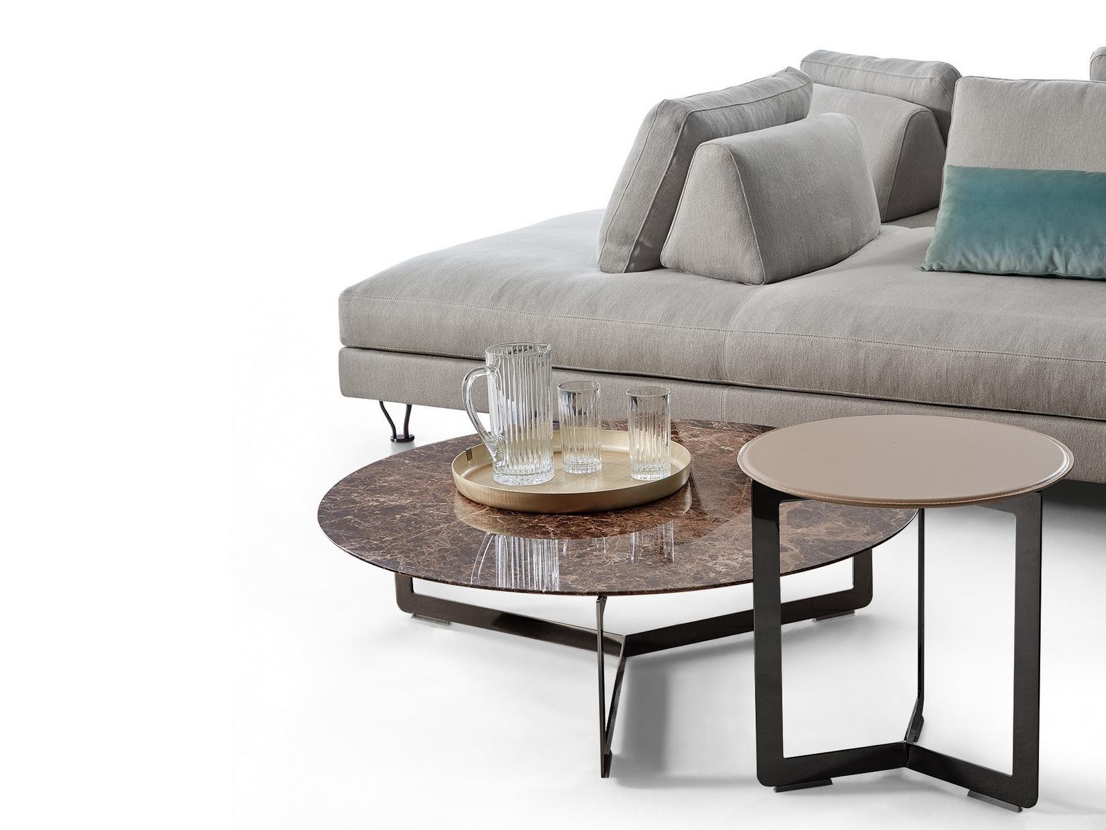 Sectional sofa | Fly by Dema