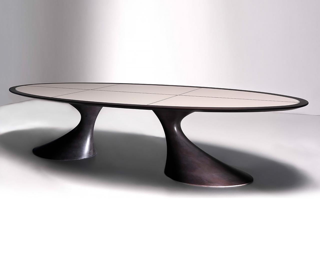 Oval wood table | C 1412 by Annibale Colombo