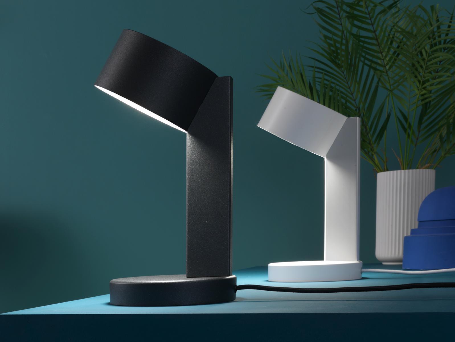 LED iron table lamp | Rei by Zava