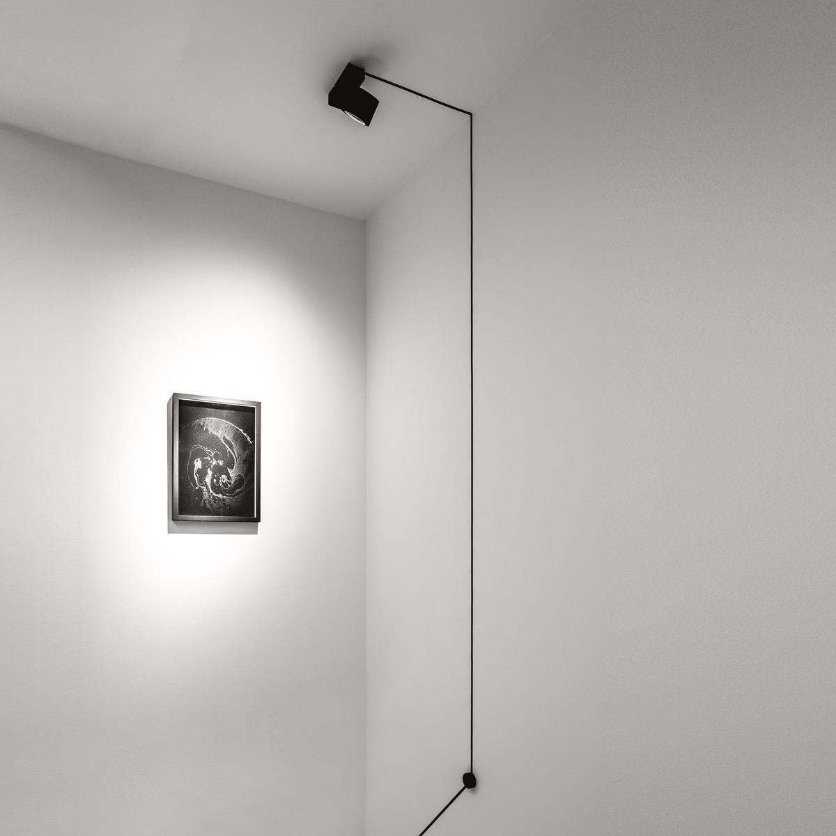 Linear lighting profile | Endless by Davide Groppi