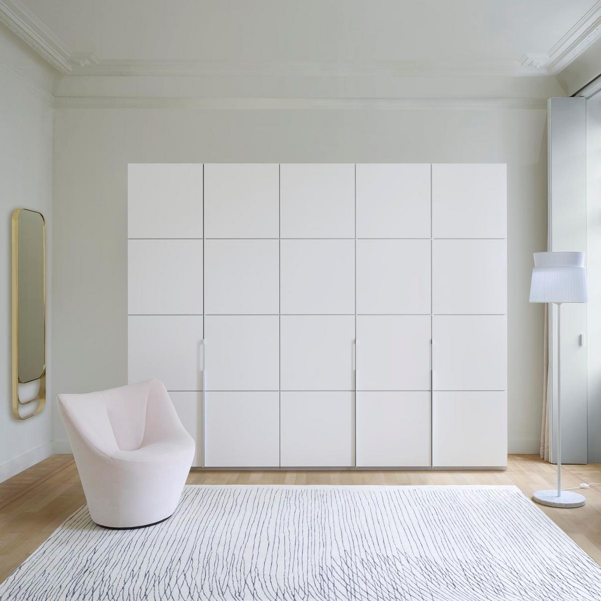 Wooden wardrobe | Lumeo by Ligne Roset