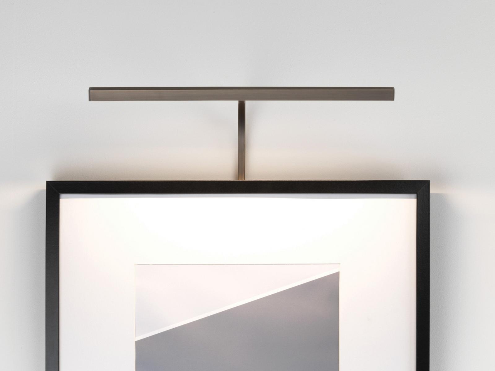 LED aluminium picture light | Mondrian 400 Frame by Astro lighting