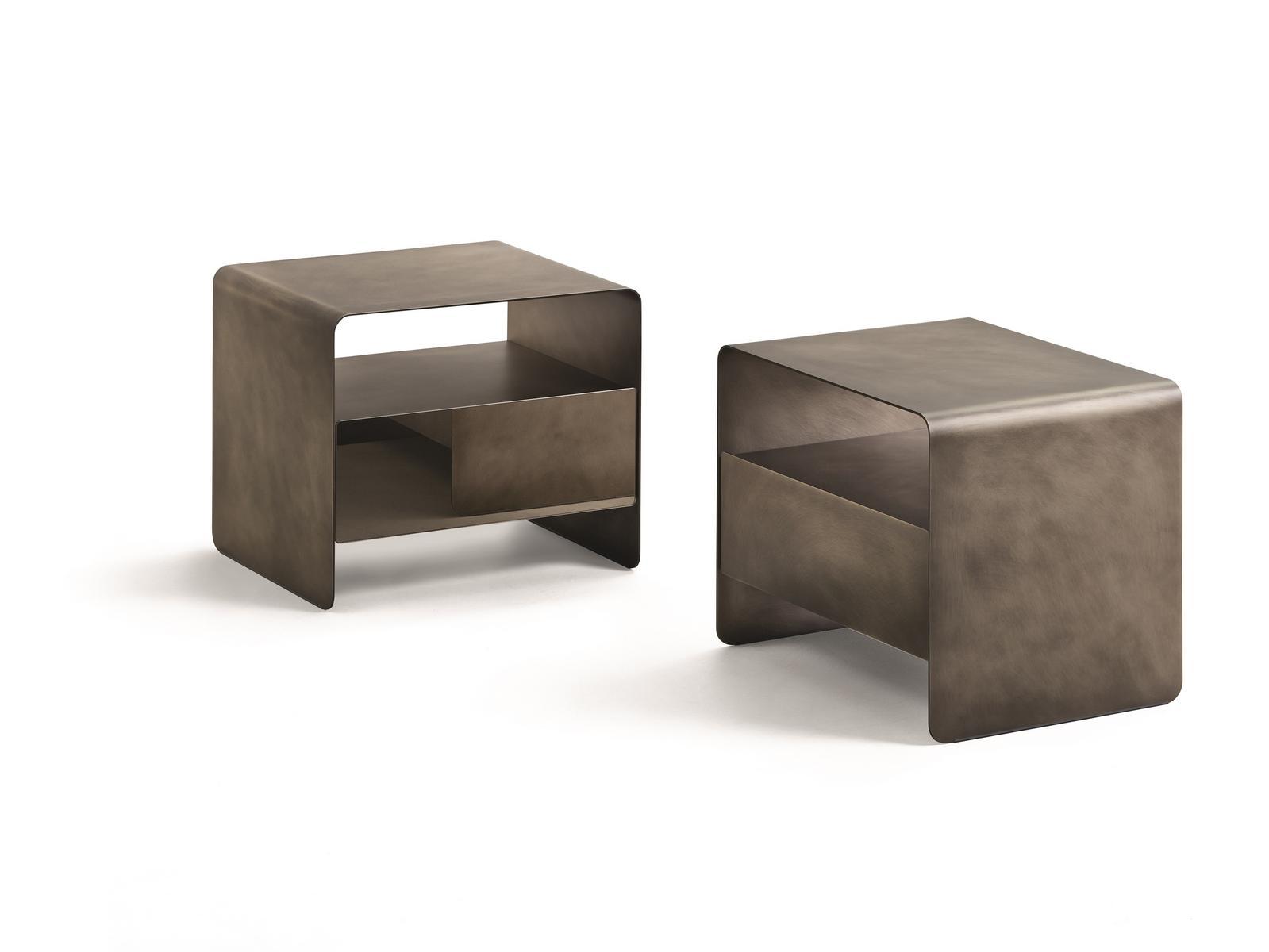 Rectangular metal bedside table with drawers | Foglio by Flou