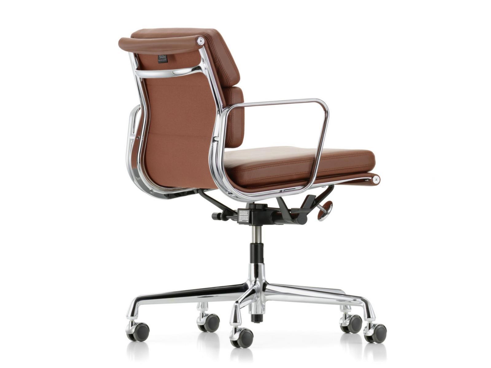 Swivel leather office chair with 5-Spoke base with armrests | Soft Pad Ea 217 by Vitra