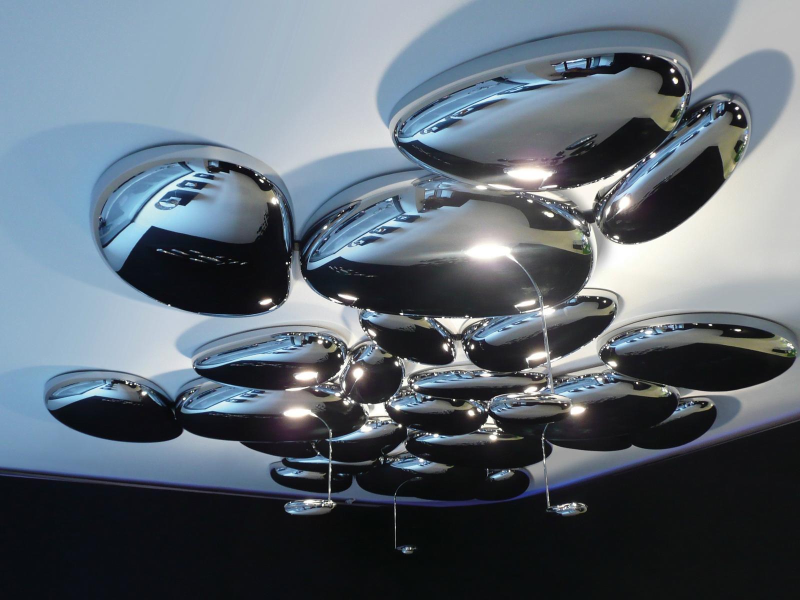 Indirect light die cast aluminium ceiling lamp | Skydro by Artemide