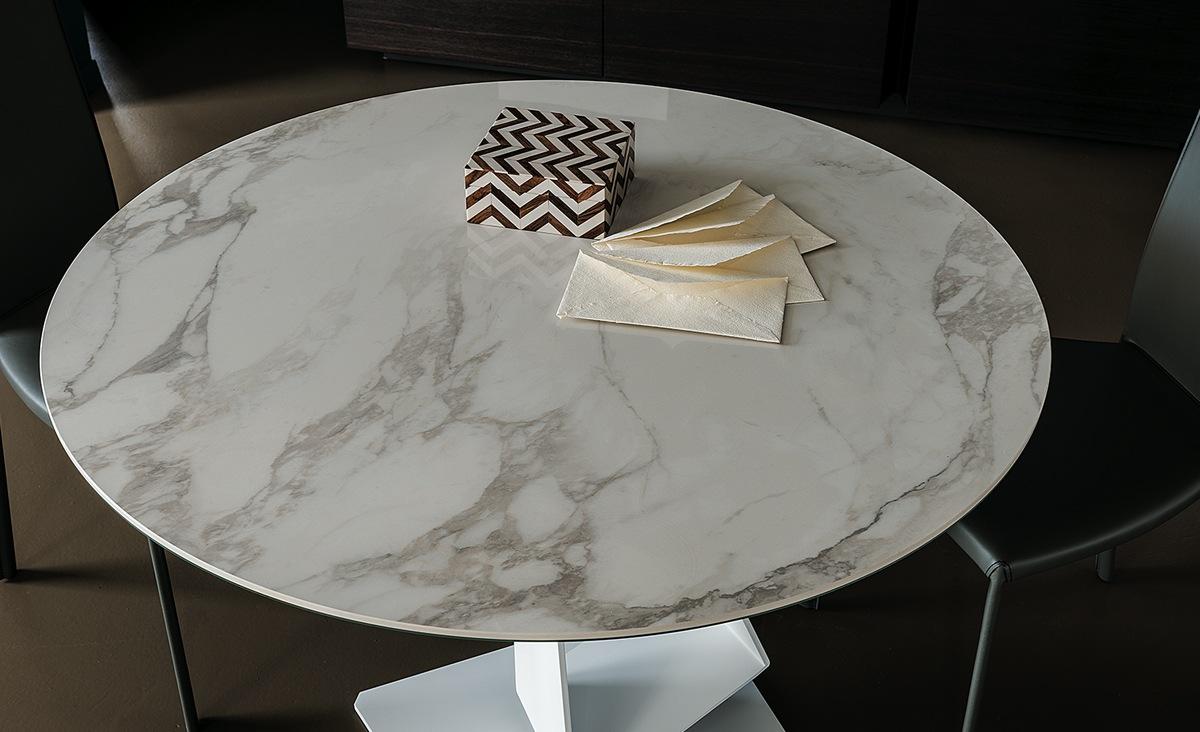 Round ceramic table | Roger Keramik by Cattelan Italia