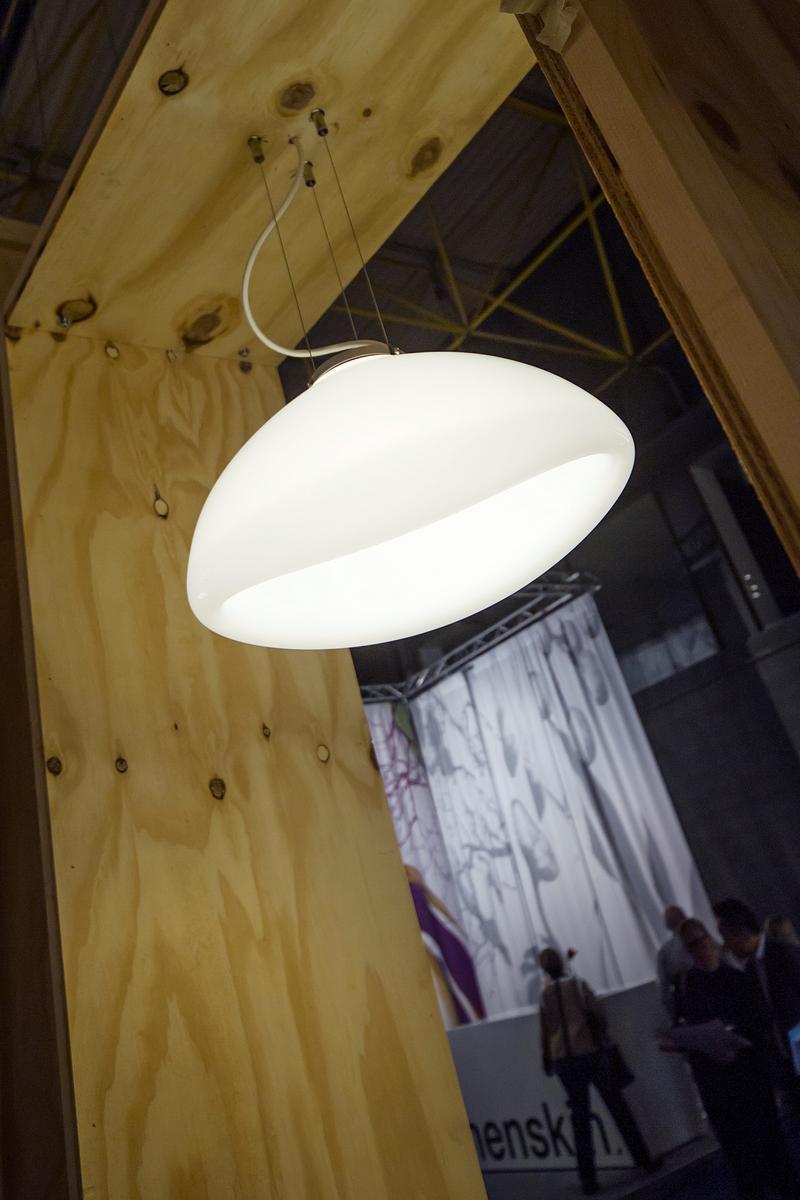 Handmade blown glass pendant lamp | Ausum by Dark