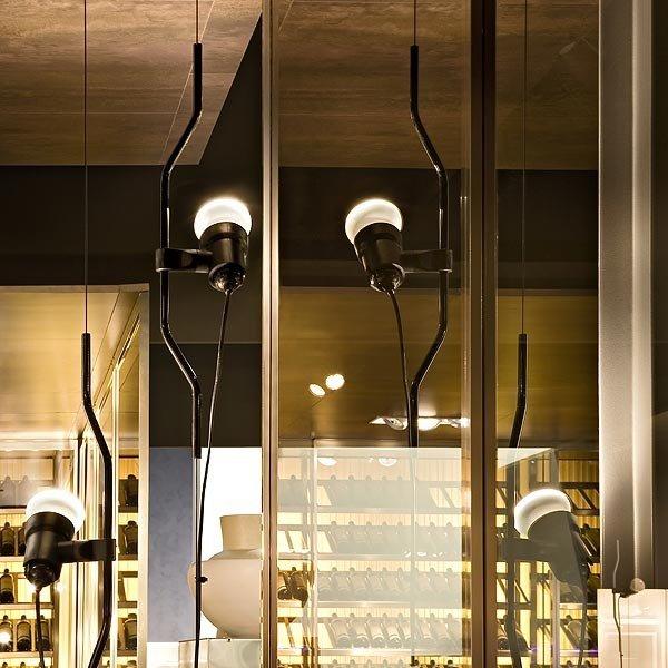 Powder coated steel pendant lamp | Parentesi by Flos