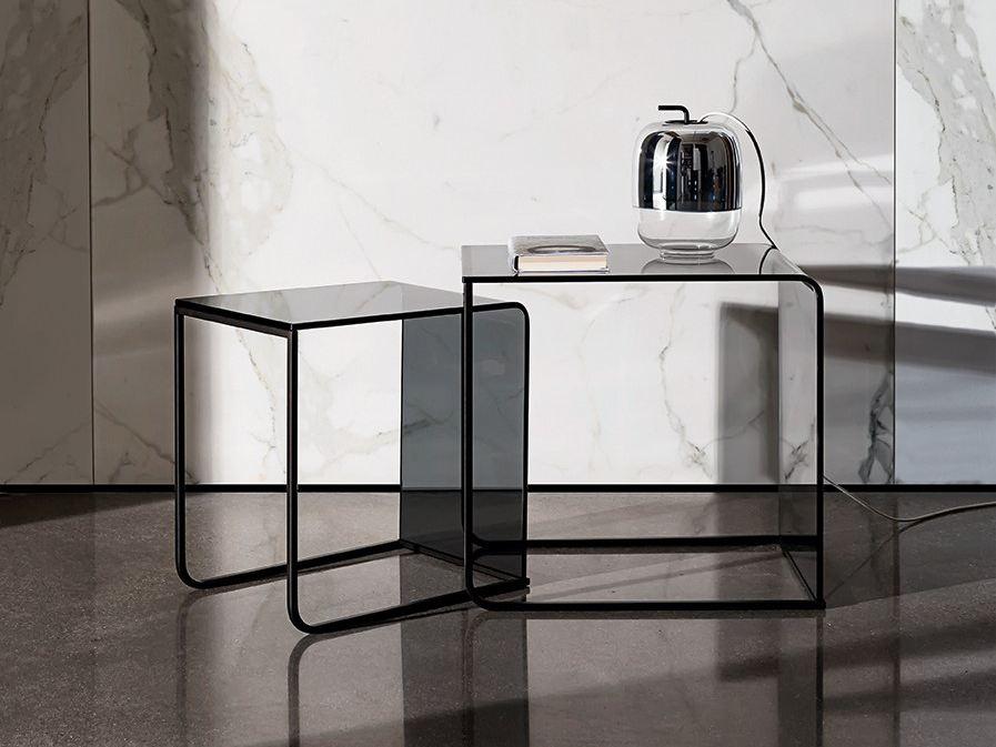 Stackable glass coffee table | Nido by Sovet