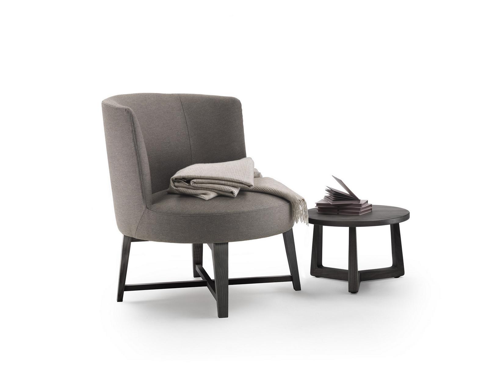Fabric easy chair with removable cover with armrests | Hera by Flexform