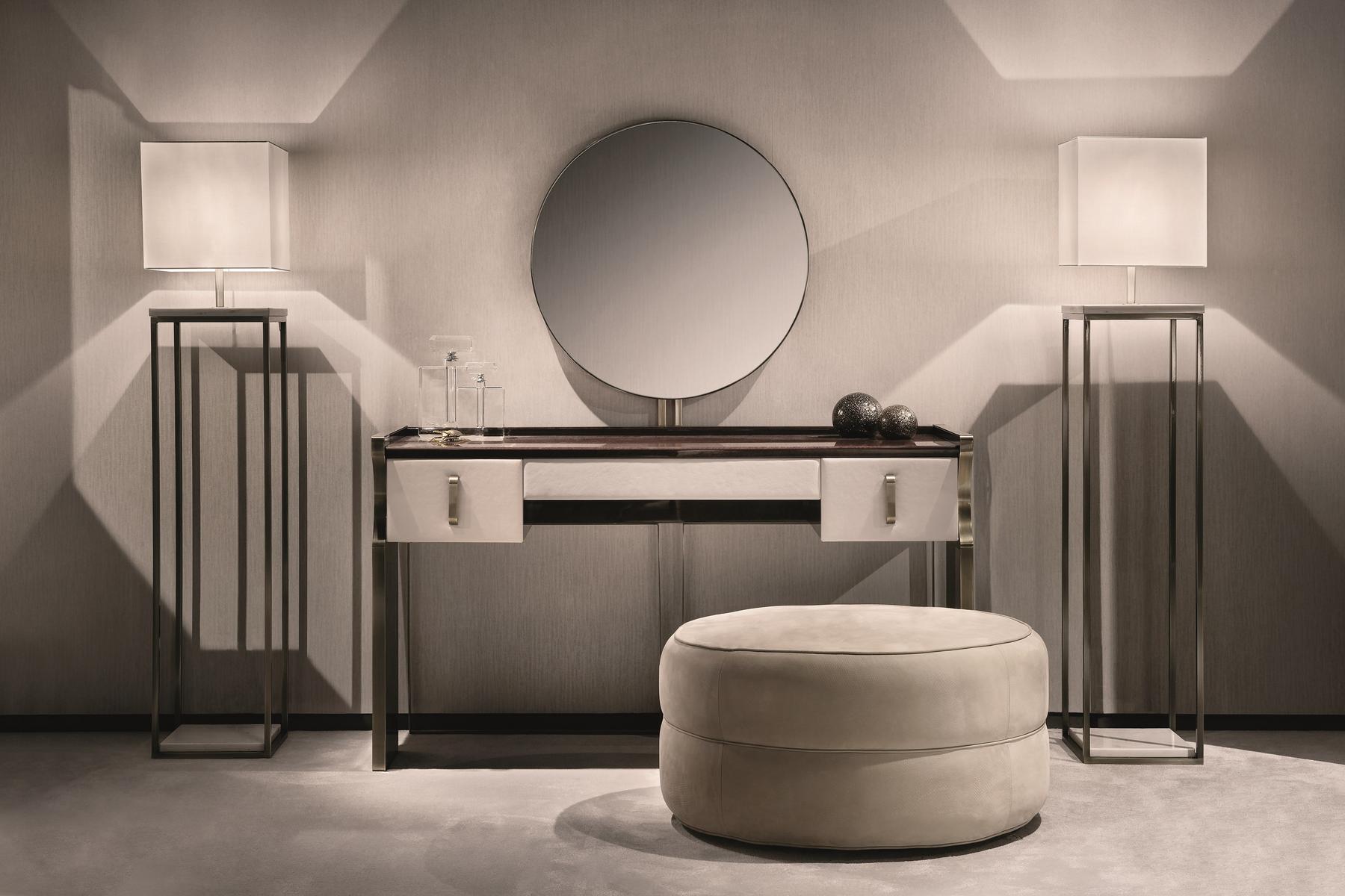 Wooden console table / dressing table | Trilogy by Capital Collection