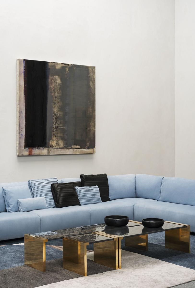 Sectional leather sofa | Monsieur Modular by Baxter