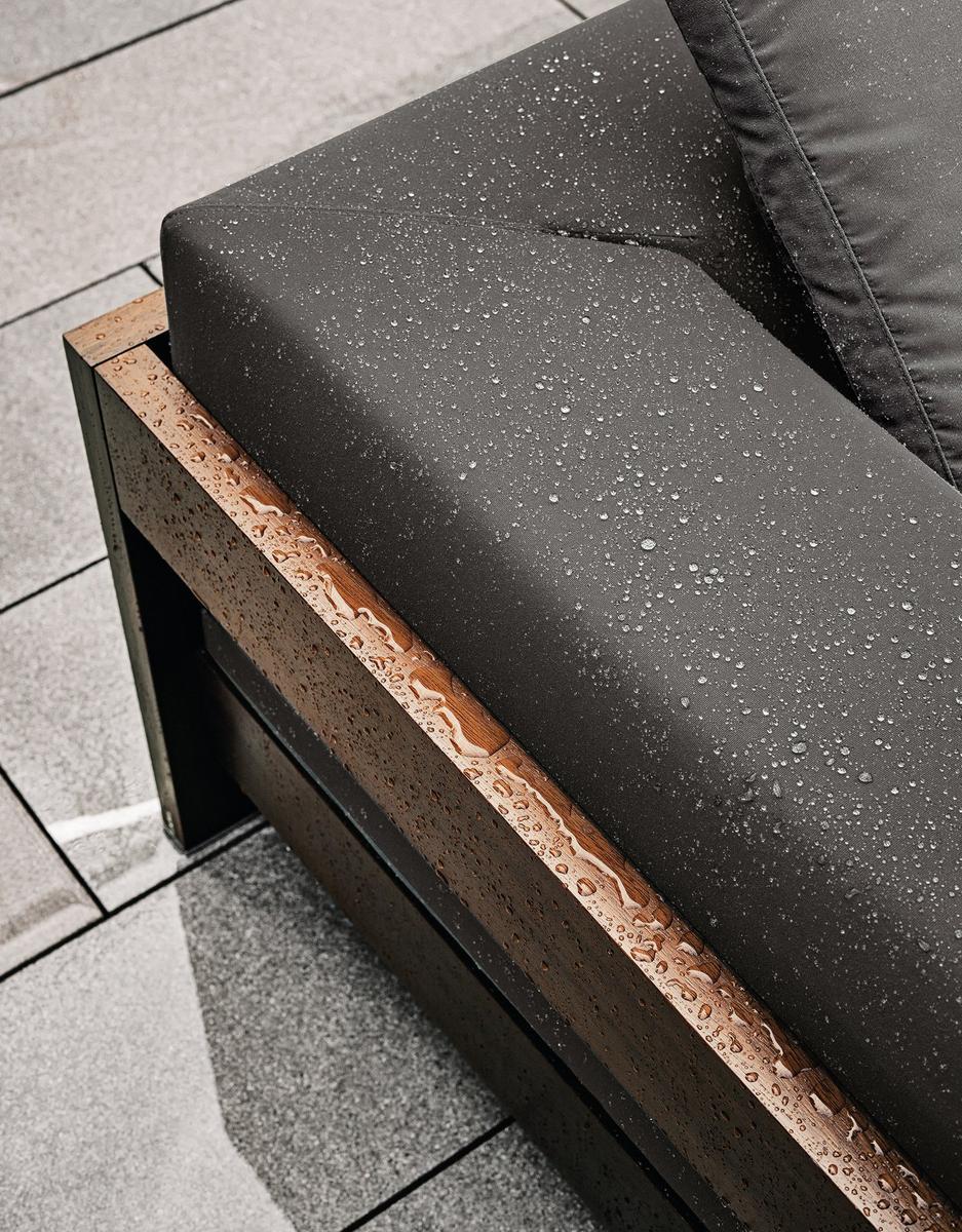 Outdoor sofa | Alison Iroko Outdoor by Minotti