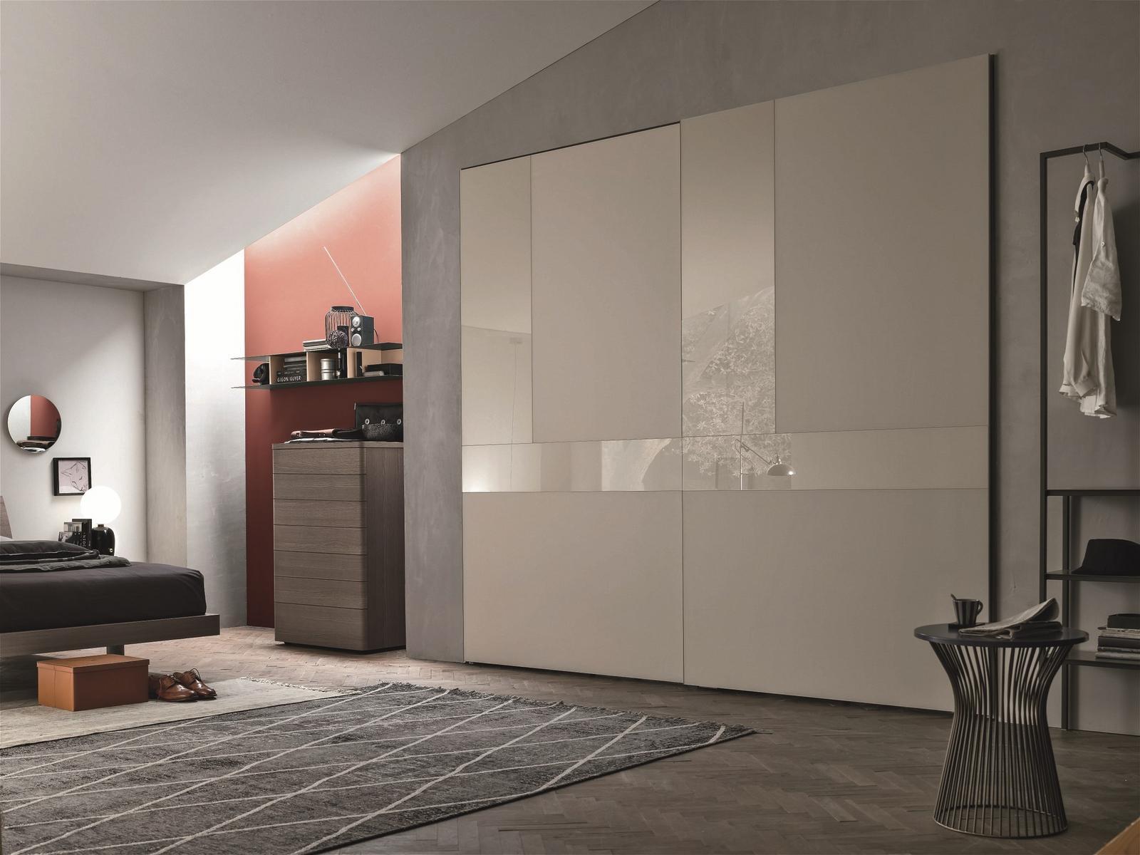 Wardrobe with sliding doors | Cristal by Tomasella