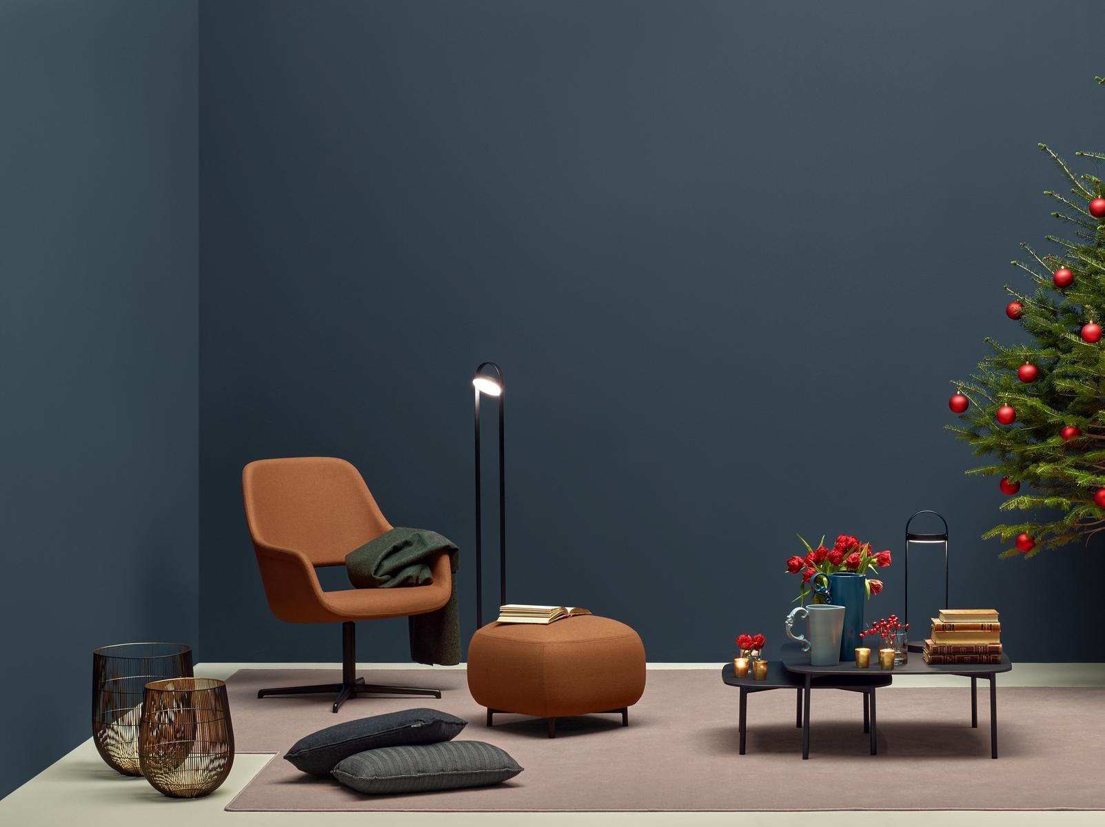 Swivel fabric easy chair with armrests | Babila Comfort 2789 by Pedrali