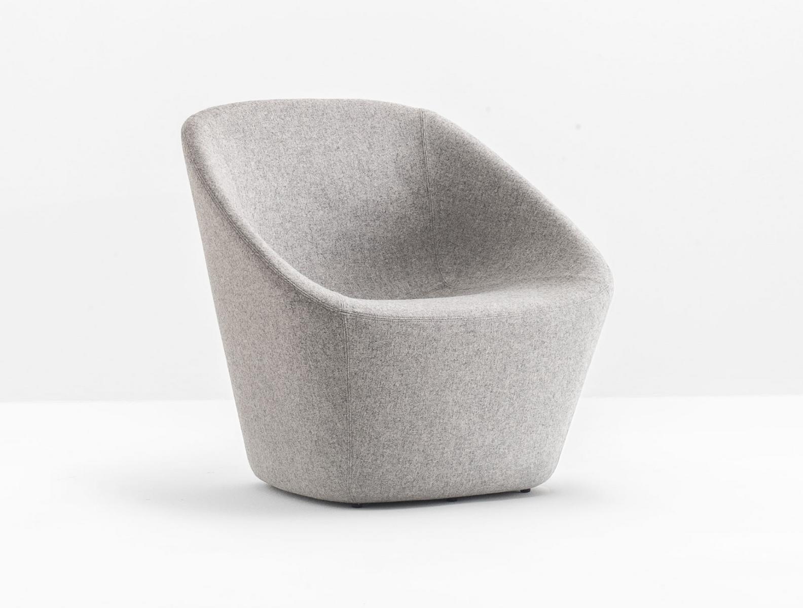 Upholstered fabric armchair with armrests | Log 366 by Pedrali