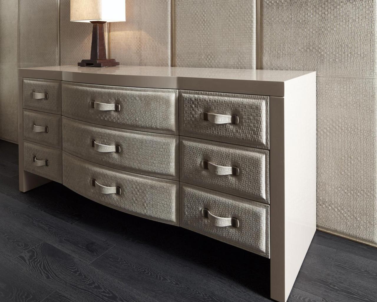 Nabuk chest of drawers in a classic style | Zion by Rugiano