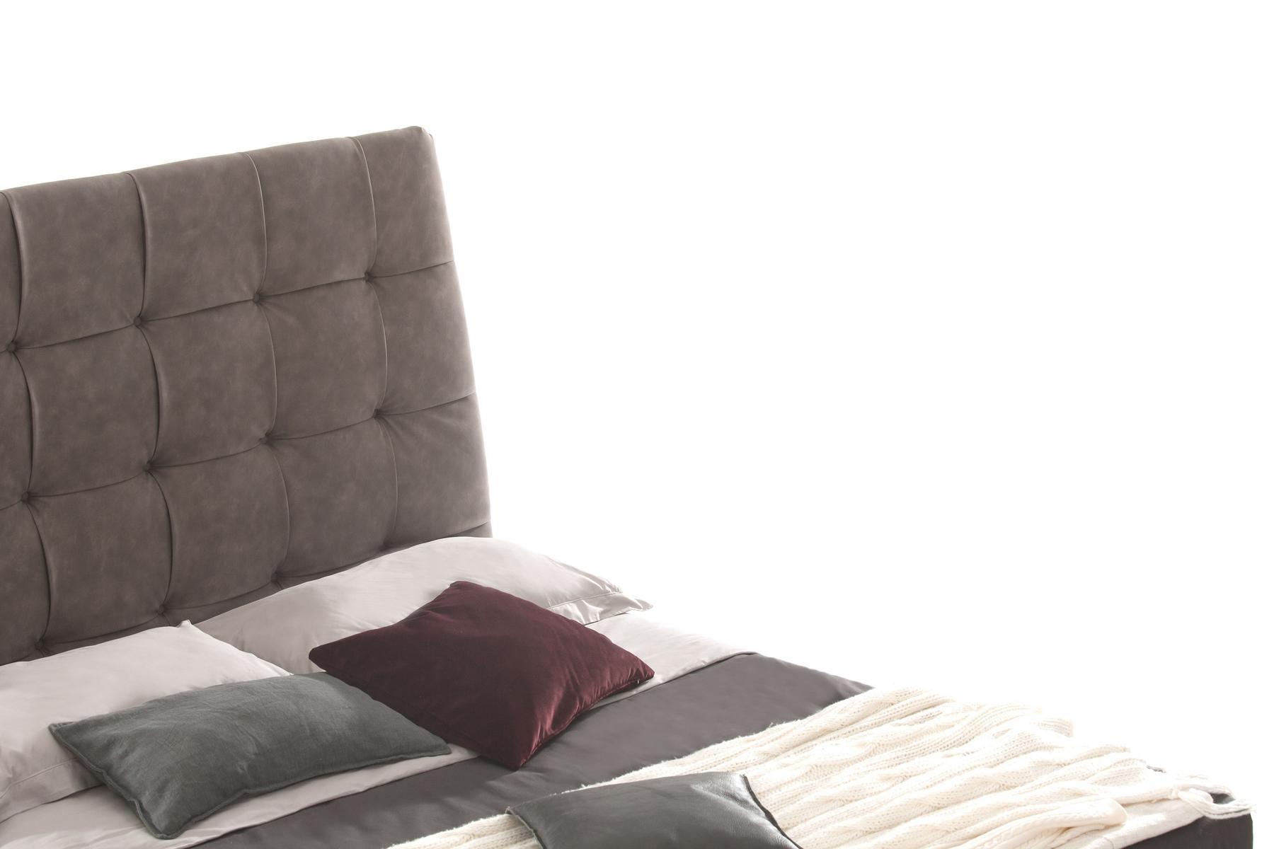 Leather double bed with high headboard | Pacifico by Tonin Casa