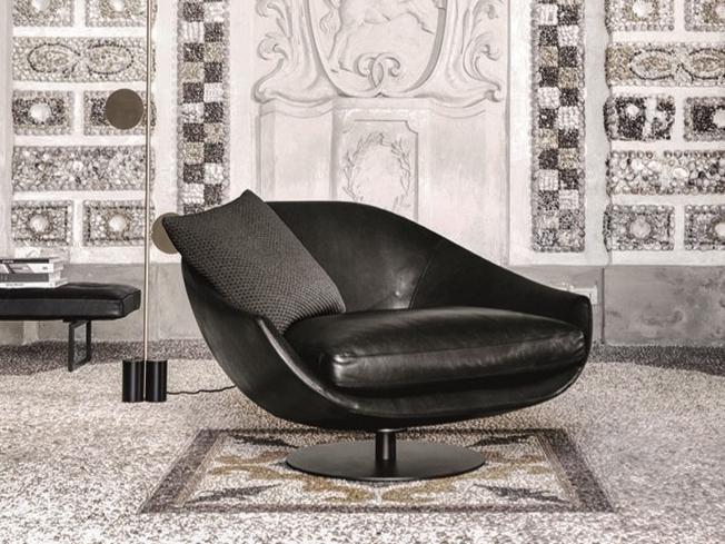 Swivel leather armchair with removable cover with armrests | Avì by Desiree