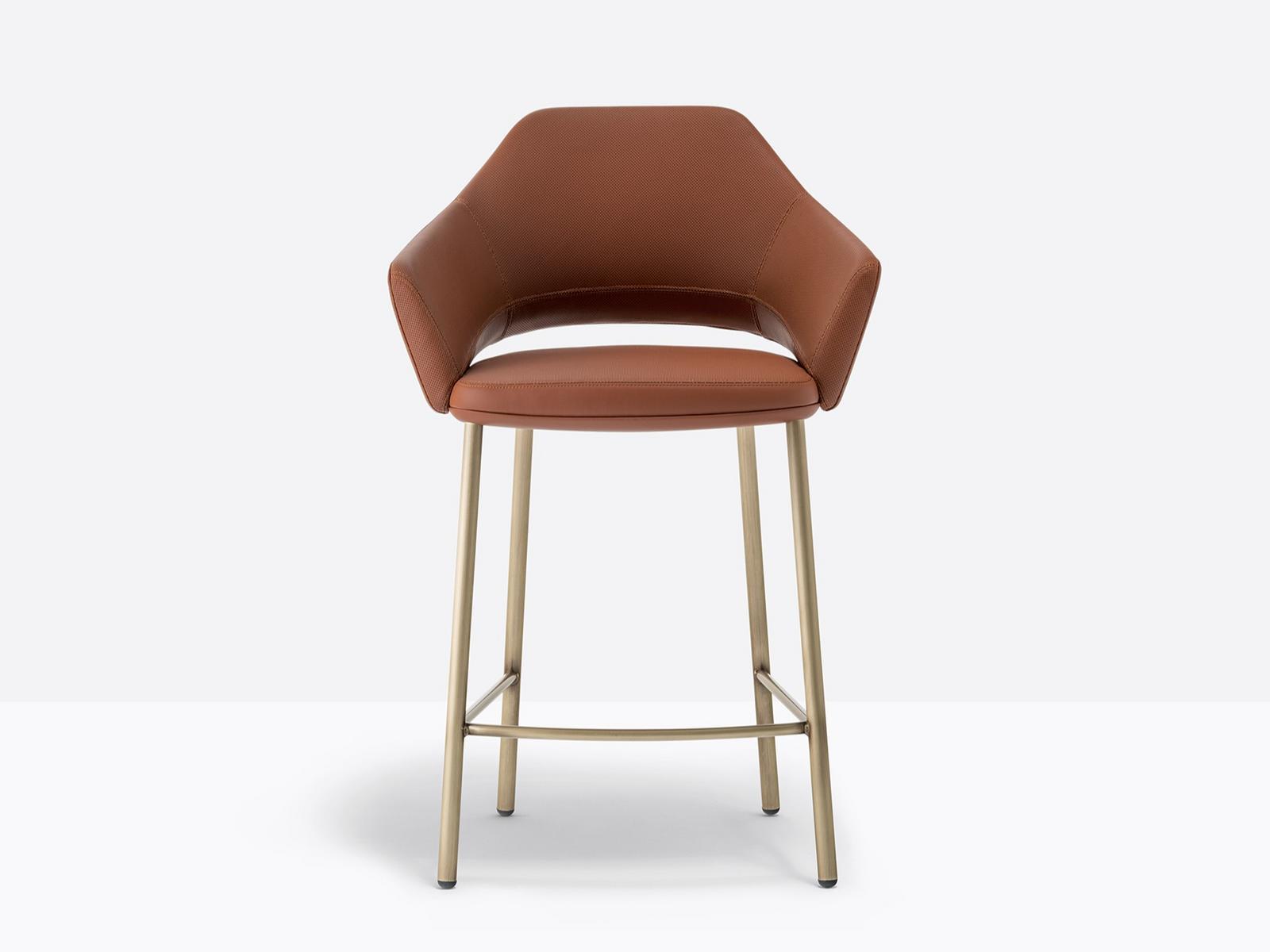 High leather stool with armrests | Vic 649 by Pedrali