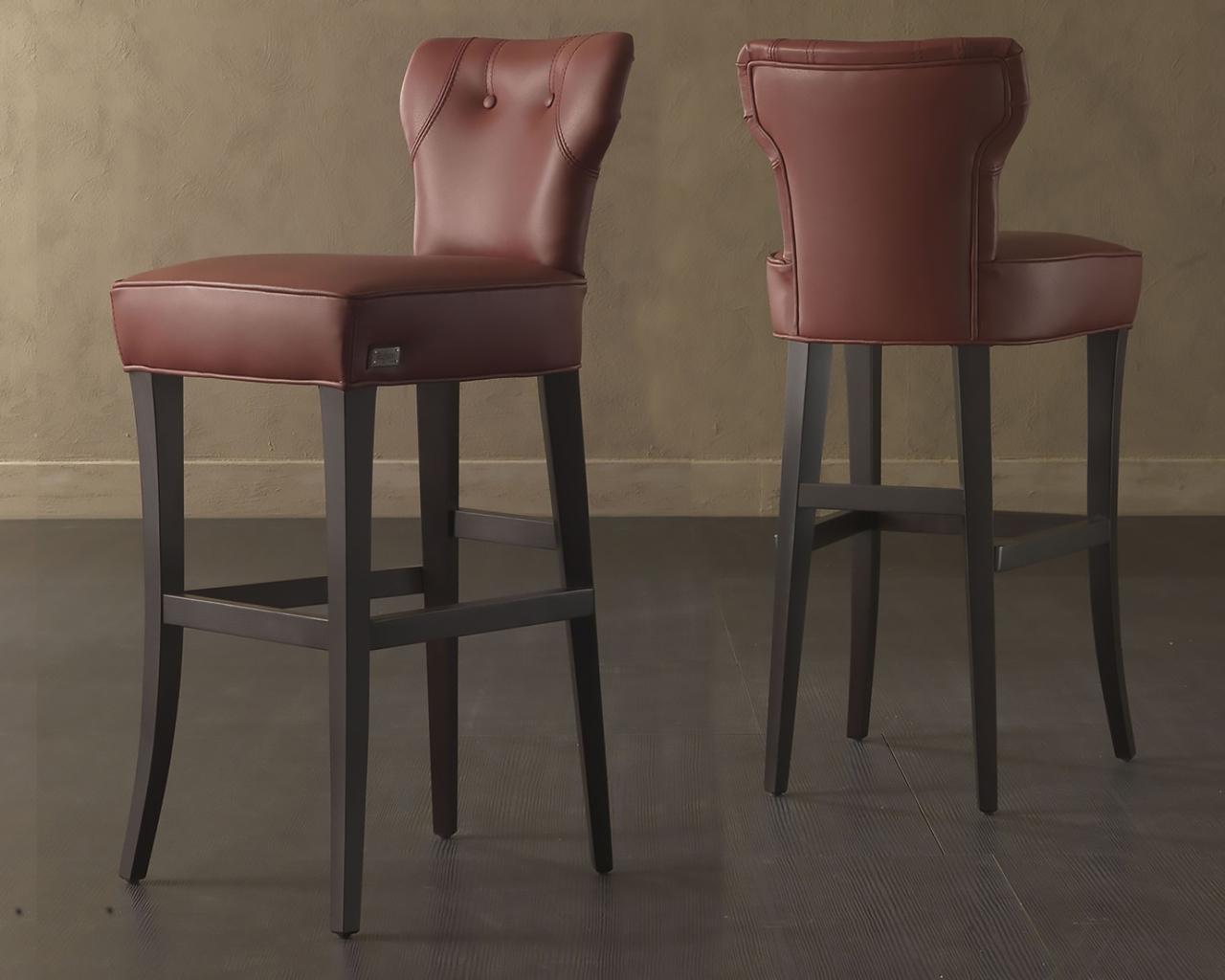 Leather bar chair in a classic style | Guendalina by Rugiano