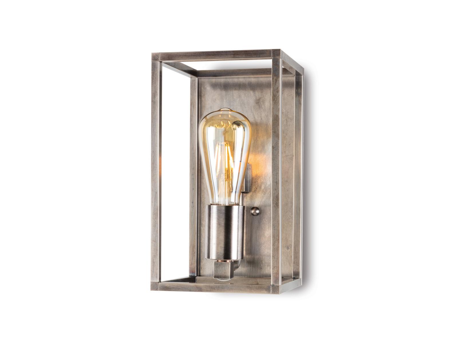 Industrial wall lamp with cover plate | Cubic by Moretti