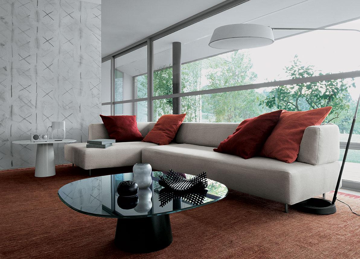 Round glass coffee table | Totem by Sovet