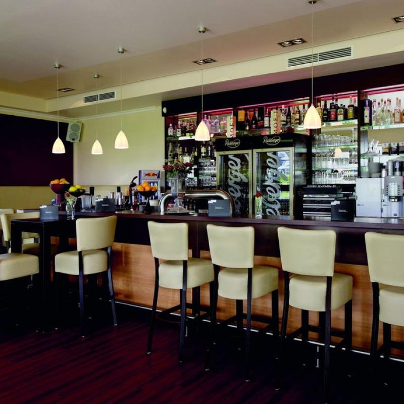 Glass pendant lamp in a contemporary style | Tonga by SLV