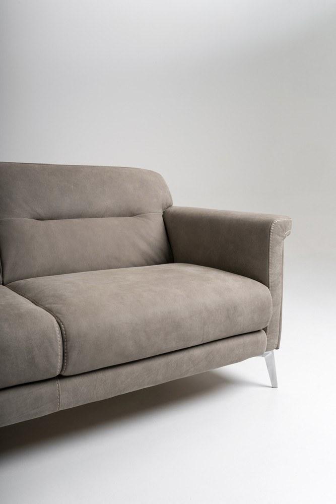 2 seater leather sofa | Strike by Mantellassi 1926