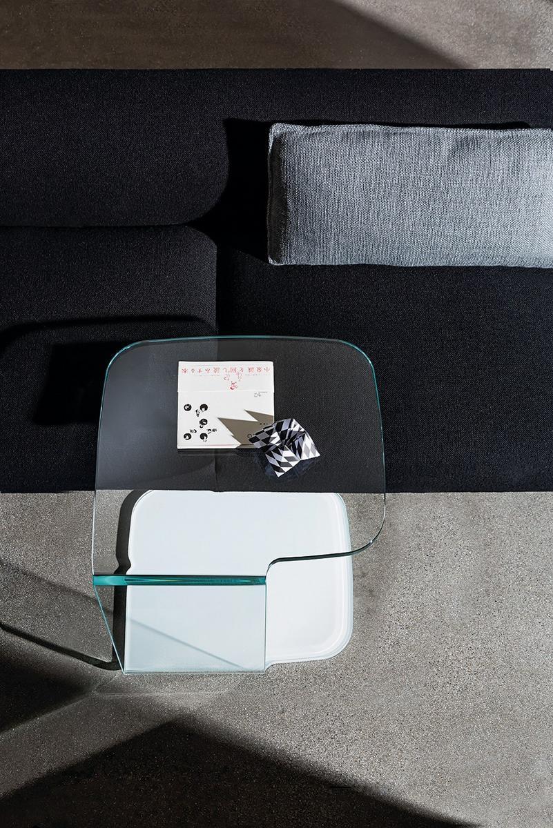 Square rectangular glass coffee table | Shell by Sovet