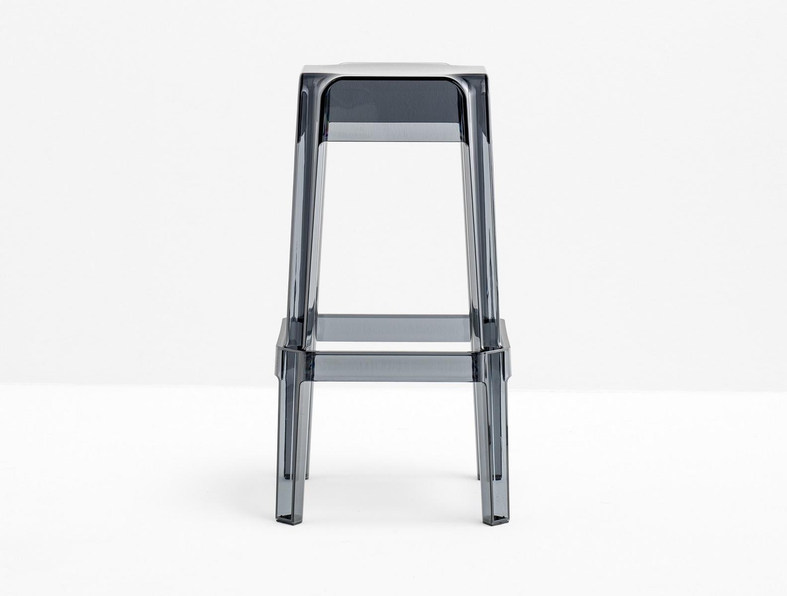 Stackable polycarbonate stool | Rubik 580 by Pedrali