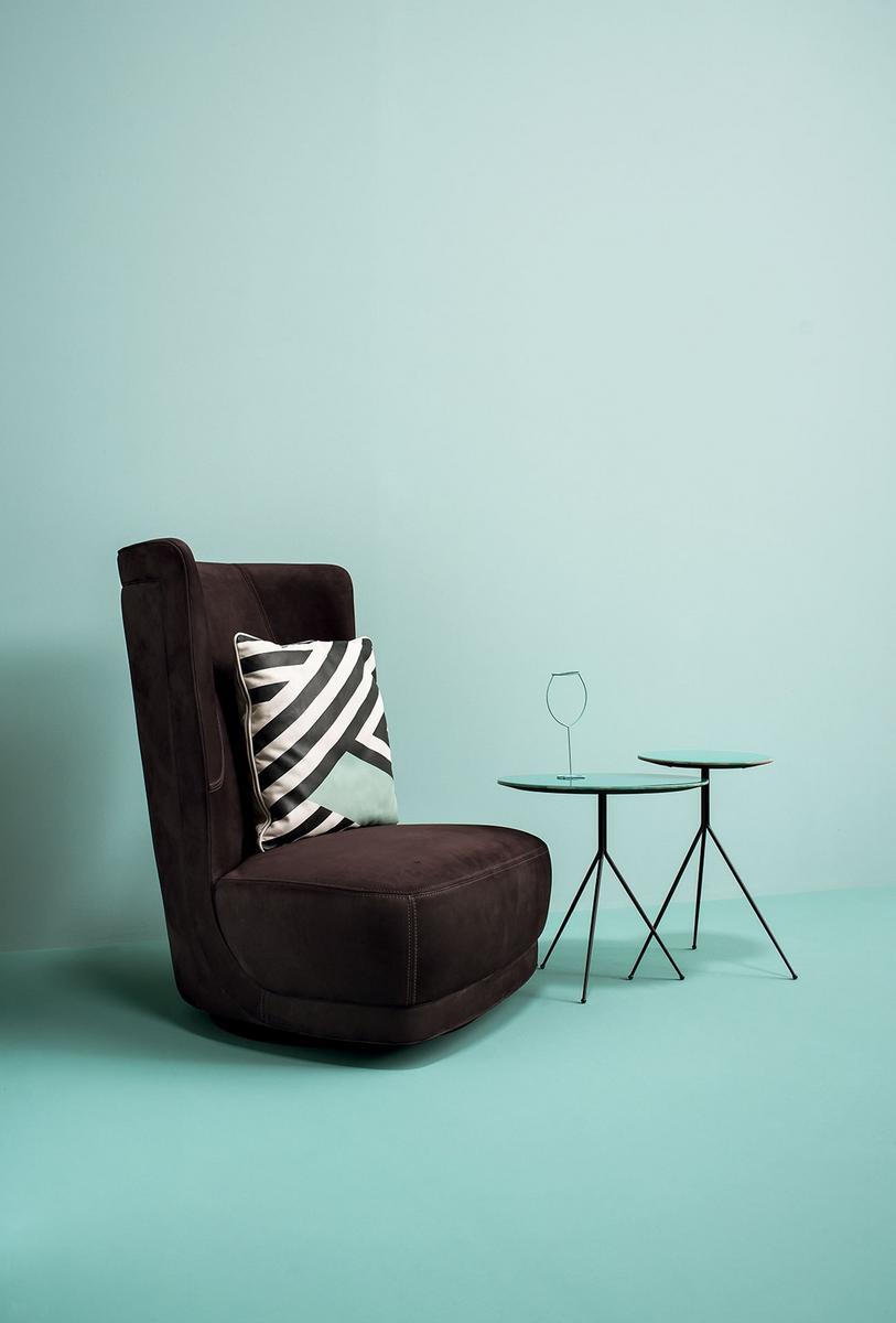 High-back leather armchair | Etienne Bergere by Baxter