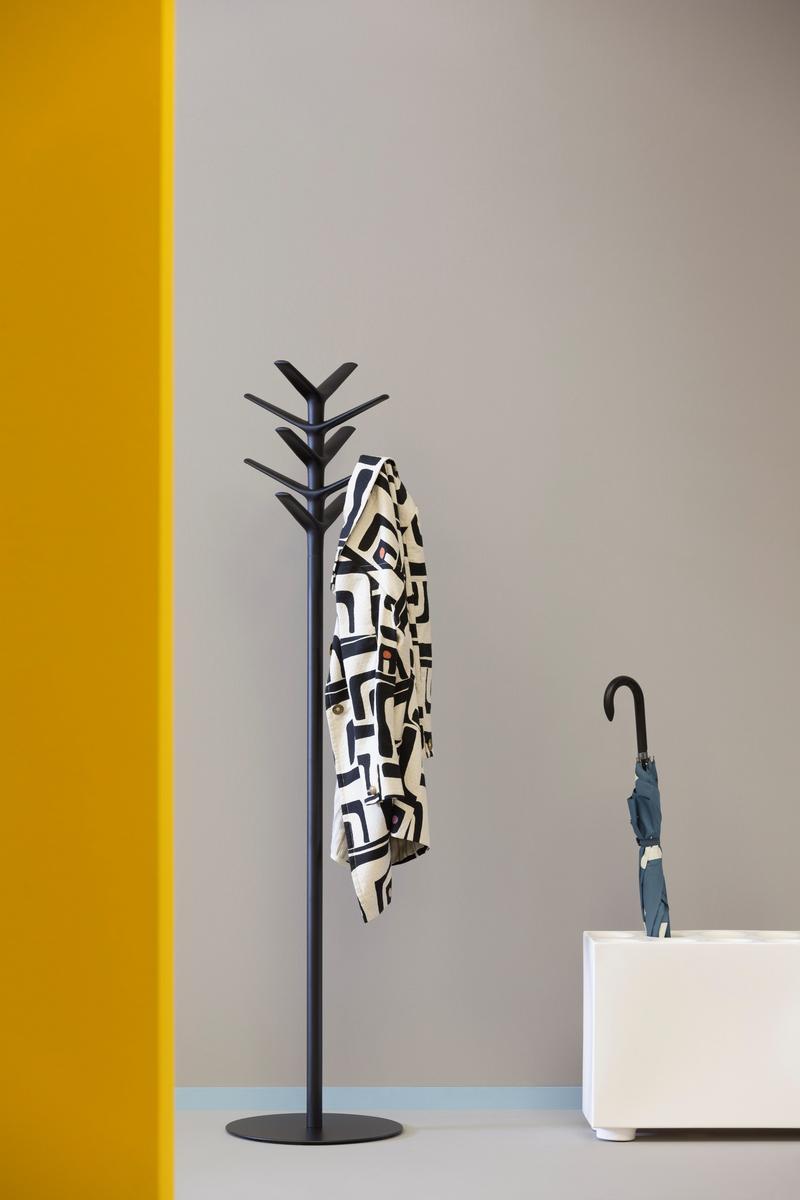 Polypropylene coat stand | Flag 5145 by Pedrali