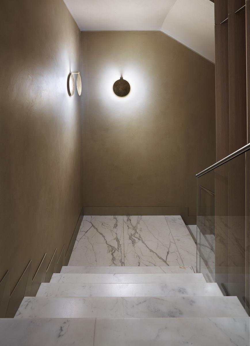 LED painted metal wall lamp | Duca - 1950 by Oluce