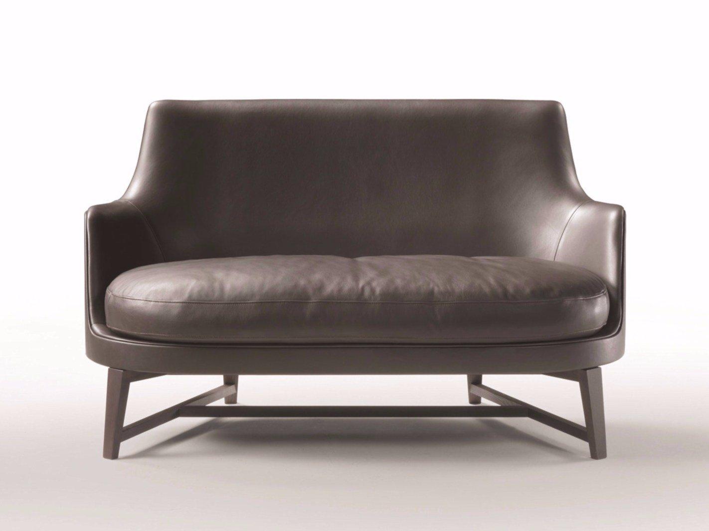 Leather sofa | Guscio by Flexform
