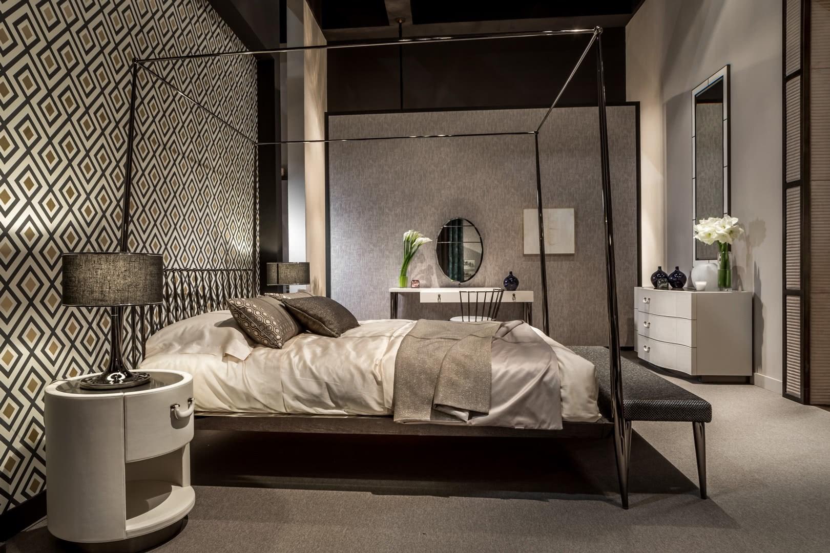 Round leather bedside table | Valentino by Cantori