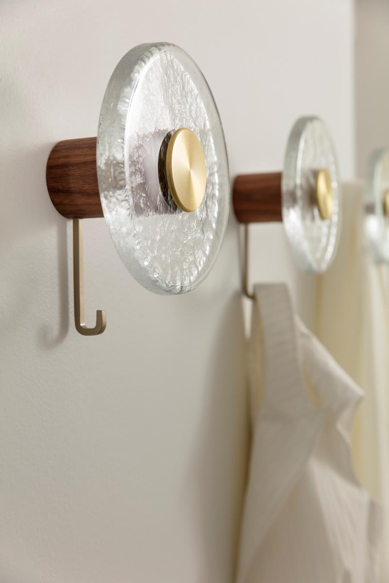 Wall-mounted glass coat rack | Jupiter by Porada