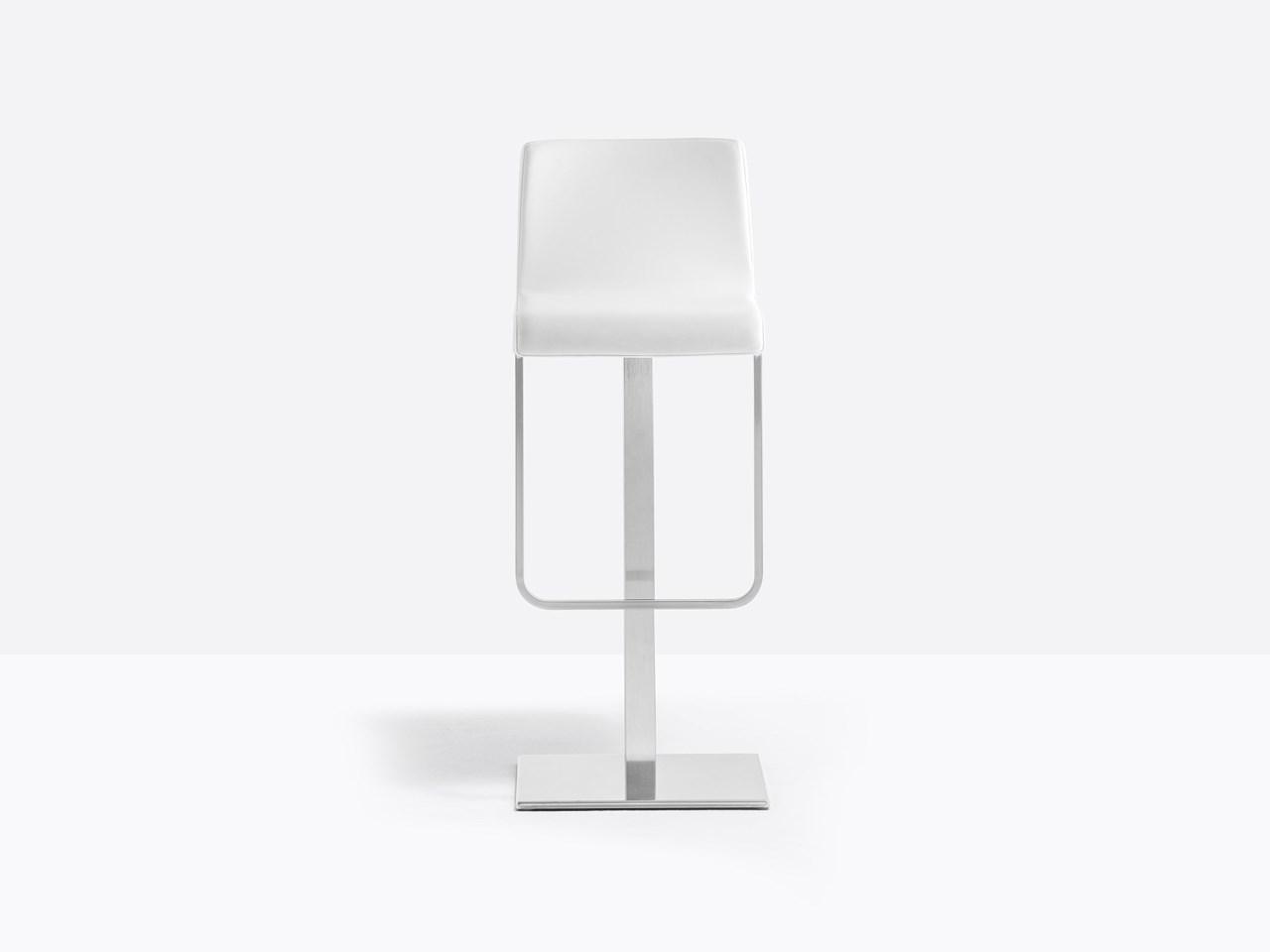 Swivel upholstered stool | Kuadra Xl 4429 by Pedrali