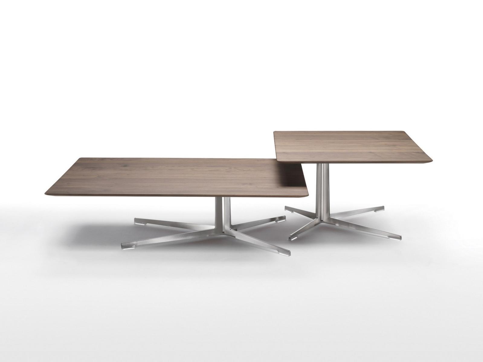 Wooden coffee table with 4-star base | Fly by Flexform