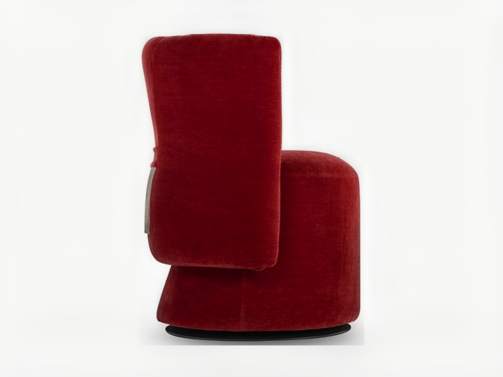 The 'Doña G' chair embodies Italian craftsmanship with a stylish design, offering both swivel and storage features, available in leather or fabric. | Dona g by Calia Italia