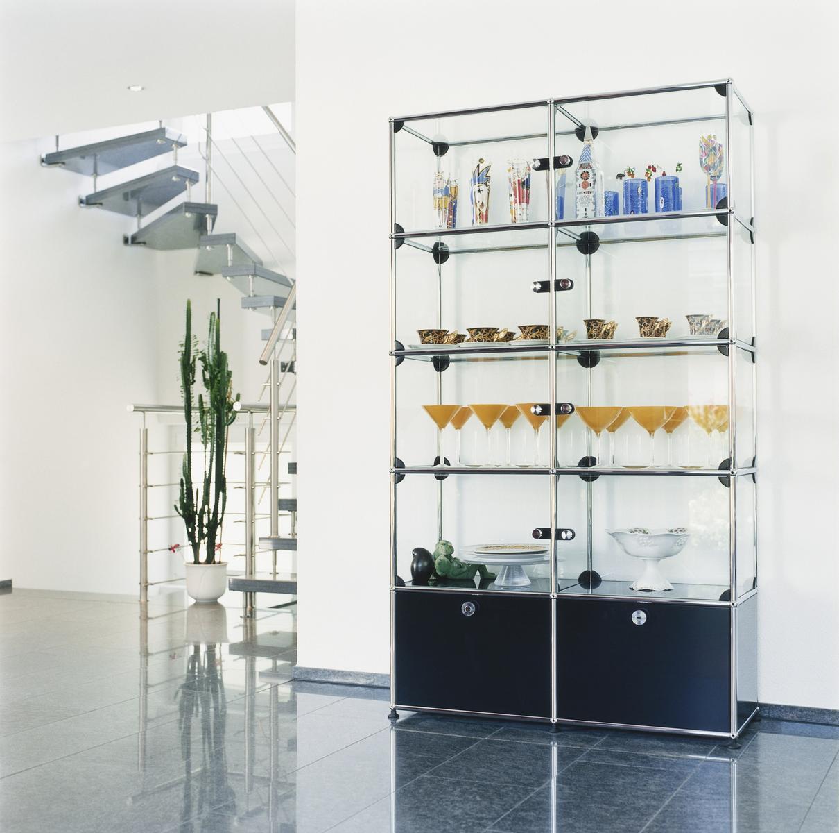 Sectional glass and steel bookcase | Haller Glas Shelving And Showcases by USM