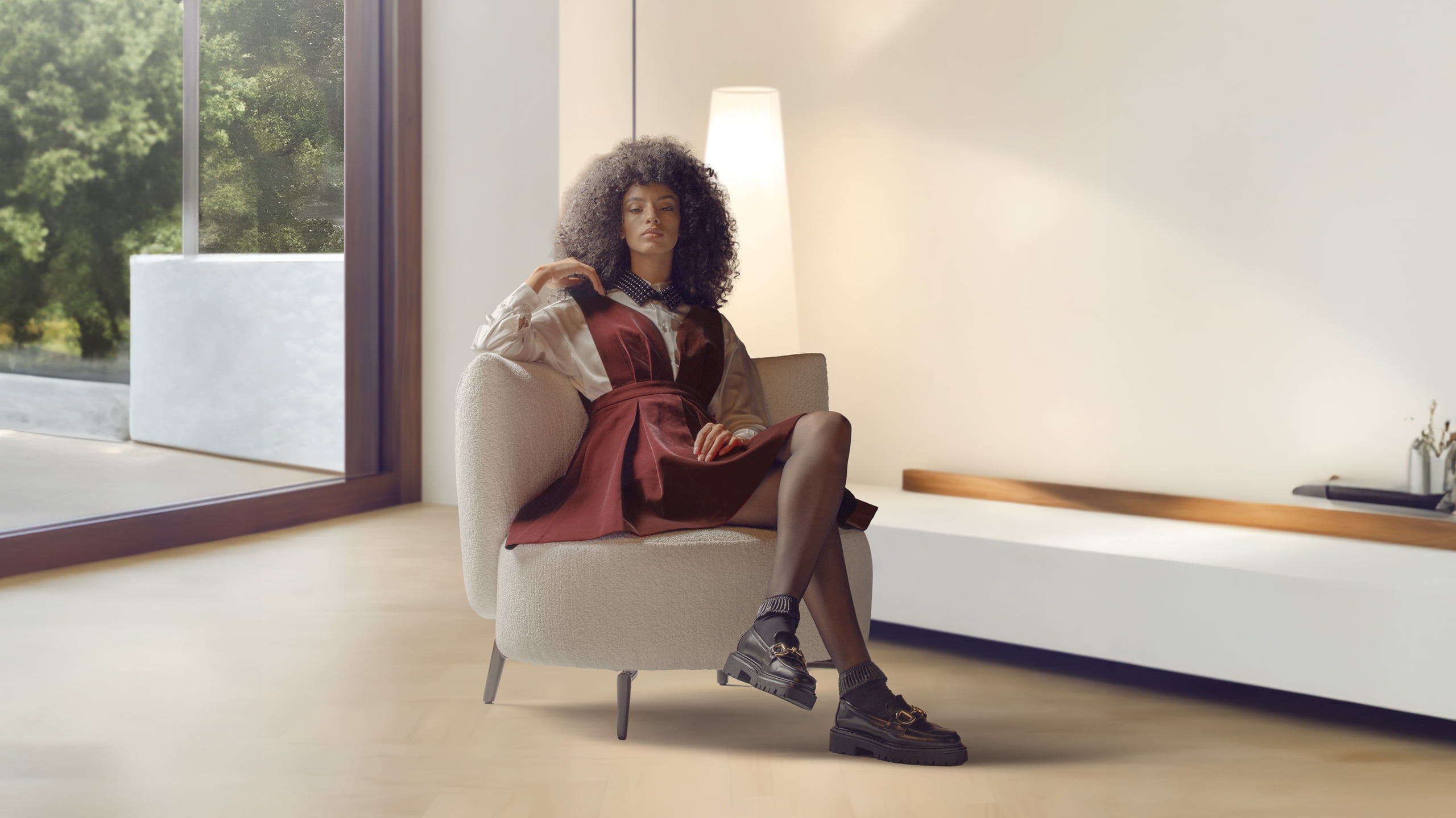 The Drusilla easy chair combines 70's style with comfort, featuring an egg-shaped design and a cozy backrest for relaxed arm support. | Drusilla by Calia Italia