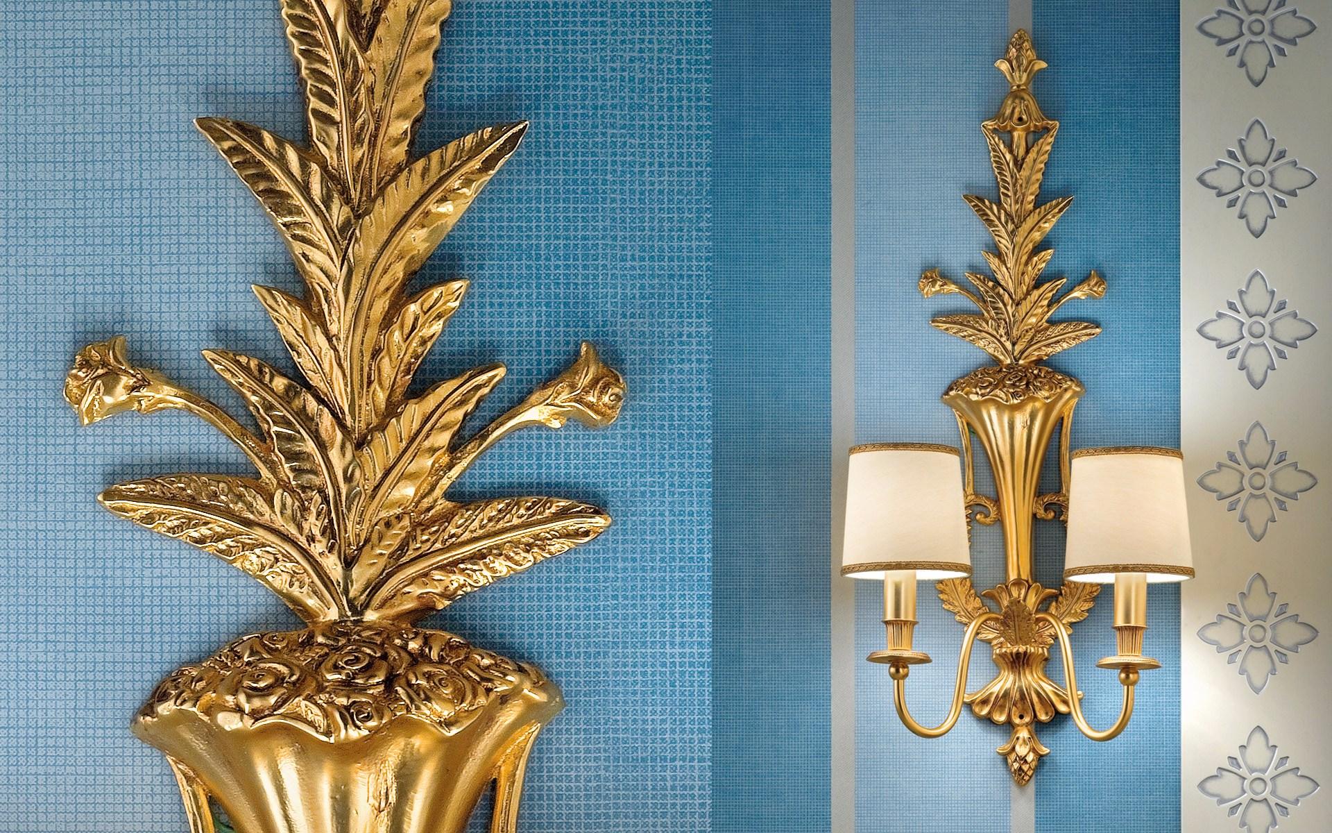 Incandescent brass wall lamp | Brass & Spots Ve 1078 A2 by Masiero