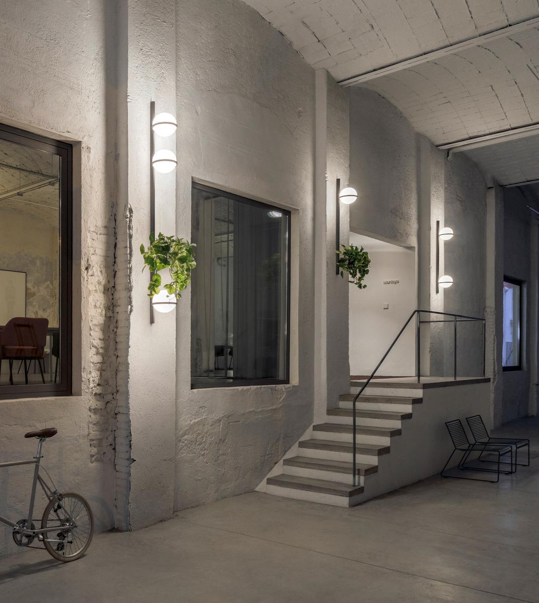 LED blown glass wall lamp | Palma by Vibia